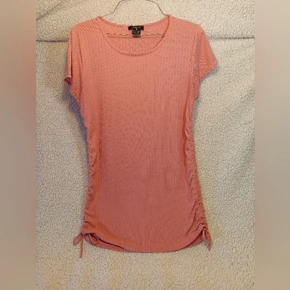 Women's "Soho Girls" Brand, XL, pink, ruched sides shirt - Picture 1 of 5
